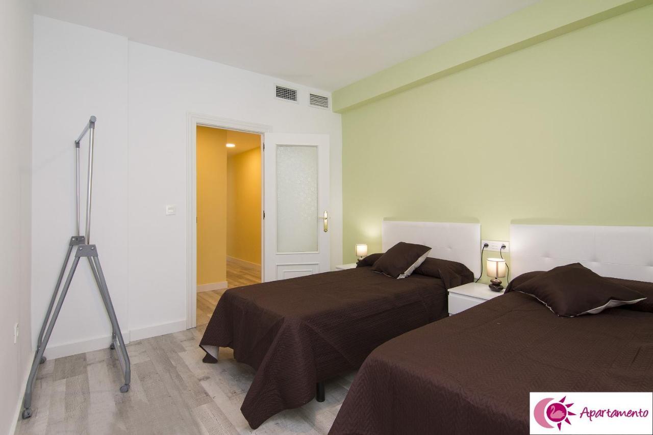 Apartamentos Cisne Гранада Екстериор снимка