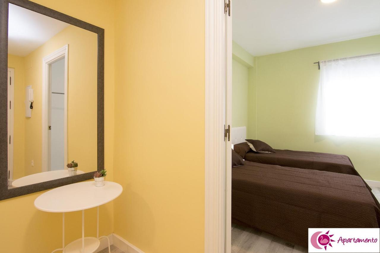 Apartamentos Cisne Гранада Екстериор снимка